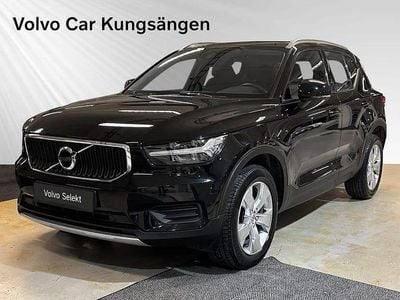 Svart Begagnad 2021 Volvo XC40 Momentum SUV | 269 900 kr (Bra pris)