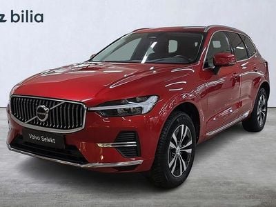 Begagnad Volvo XC60 Core 355 HK (261 kW) 2023 Röd SUV