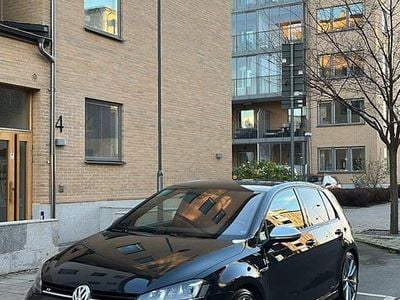 Begagnad 2017 VW Golf VII R Halvkombi | 255 000 kr (Dyr)