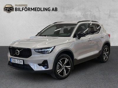 Silver Begagnad 2023 Volvo XC40 Plus SUV | 359 900 kr (Marknadspris)