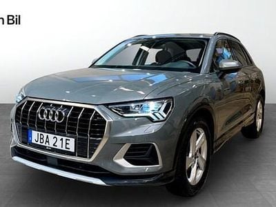 Grå Begagnad 2024 Audi Q3 Advanced SUV | 339 000 kr (Marknadspris)