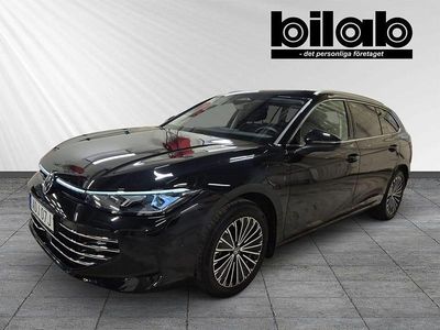 Svart Begagnad 2024 VW Passat Elegance Kombi | 479 000 kr