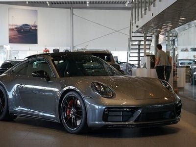 Porsche 911 Carrera GTS