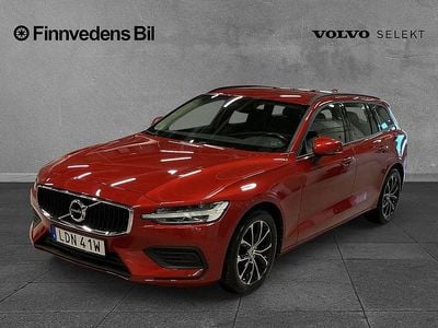 Röd Begagnad 2019 Volvo V60 Momentum Kombi | 299 000 kr (Marknadspris)