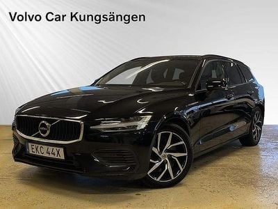 Svart Begagnad 2020 Volvo V60 Momentum Kombi | 259 900 kr (Superpris)