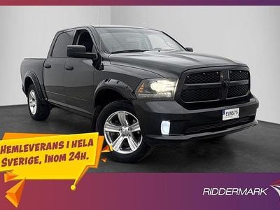 Svart Begagnad 2015 RAM 1500 Pickup | 289 900 kr