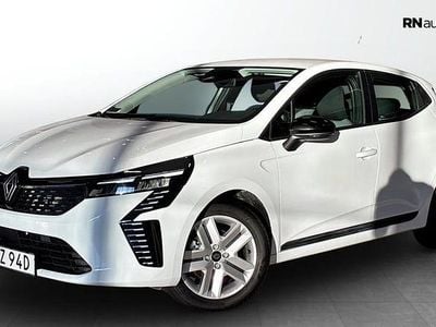 Vit Begagnad 2024 Renault Clio V Halvkombi | 198 900 kr (Bra pris)