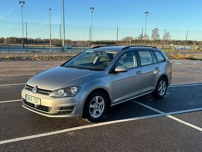 Begagnad VW Golf VII 110 HK (80 kW) 2016
