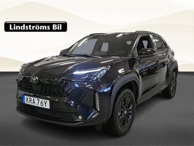 Svart Begagnad 2025 Toyota Yaris Hybrid | 339 500 kr