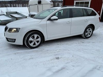 Begagnad Skoda Octavia 105 HK (77 kW) 2014 Kombi