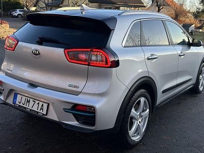 Begagnad 2020 Kia e-Niro SUV | 190 000 kr (Marknadspris)