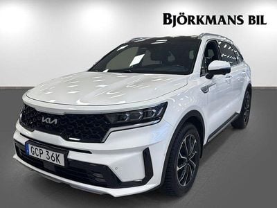 /swp/ snow white pearl m Begagnad 2023 Kia Sorento Advance SUV | 379 900 kr (Marknadspris)
