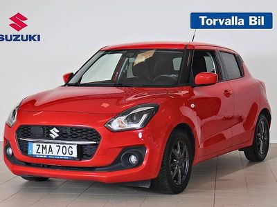 Röd Begagnad 2022 Suzuki Swift Halvkombi | 179 900 kr (Marknadspris)