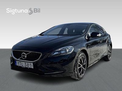 Begagnad Volvo V40 Kinetic 152 HK (111 kW) 2017 Svart Halvkombi