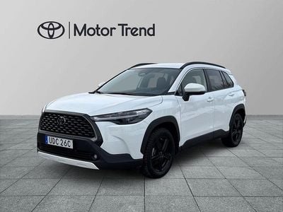 Begagnad Toyota Corolla Cross Style 200 HK (147 kW) 2024 Vit SUV