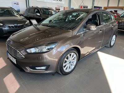 begagnad Ford Focus 1.0 EcoBoost Motorv & kupéfläkt 1-ägare Euro 6