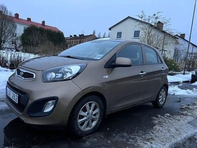 Guldbrun Begagnad 2014 Kia Picanto Halvkombi | 59 900 kr (Marknadspris)