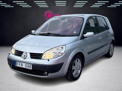 Begagnad Renault Scénic II 112 HK (82 kW) 2006 Grå Minibuss