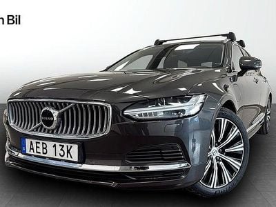 Grå Begagnad 2022 Volvo V90 Inscription Kombi | 399 900 kr (Marknadspris)