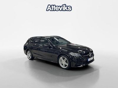 Svart Begagnad 2021 Mercedes C300 AMG | 289 900 kr (Marknadspris)