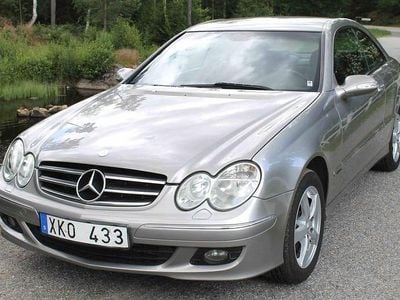 Begagnad Mercedes CLK200 Avantgarde 164 HK (120 kW) 2005 Silver Sportkupé