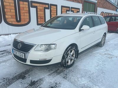 begagnad VW Passat Variant 1.4 TSI EcoFuel Premium, Sportline