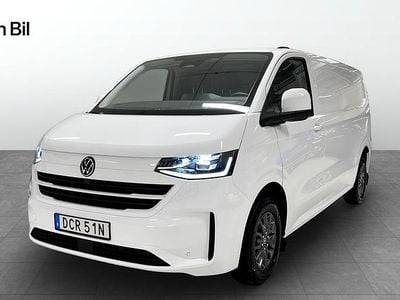 Vit Ny 2025 VW Transporter Van | 628 750 kr (Marknadspris)