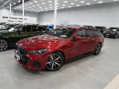 Okänd Ny 2025 BMW 530e Efficient Dynamics Kombi | 805 500 kr