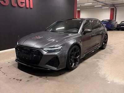 Grå Begagnad 2023 Audi RS6 Performance Kombi | 1 199 000 kr (Superpris)