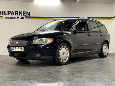 Svart Begagnad 2005 Volvo V50 Kinetic Kombi | 26 500 kr (Marknadspris)