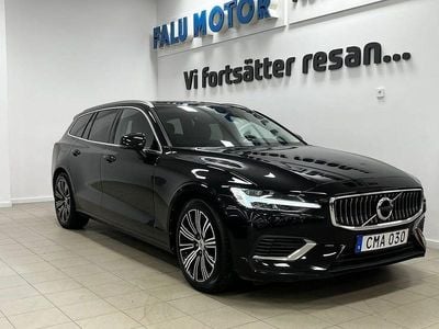 Svart Begagnad 2021 Volvo V60 Inscription Kombi | 309 500 kr