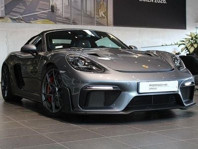 Flerfärgad Ny 2025 Porsche 718 Spyder Cab | 1 595 000 kr