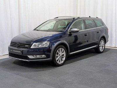 Mörkblå Begagnad 2014 VW Passat Alltrack Kombi | 99 900 kr (Marknadspris)