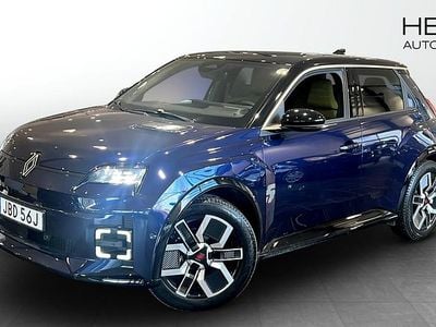 Blå Ny 2025 Renault R5 Iconic Halvkombi | 409 900 kr (Marknadspris)