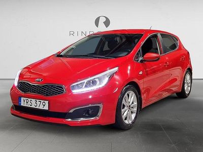 Röd Begagnad 2017 Kia Ceed Halvkombi | 89 900 kr (Lite dyr)