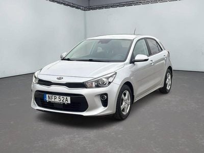 Grå Begagnad 2020 Kia Rio | 119 900 kr (Marknadspris)