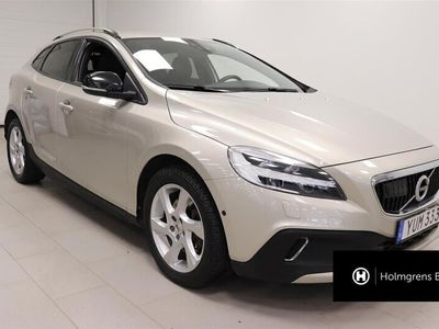 begagnad Volvo V40 CC T3 Geartronic Drag S+v-Hjul