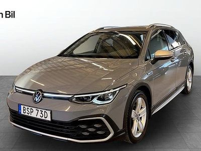 Moonstone grey Begagnad 2022 VW Golf Alltrack Kombi | 249 900 kr (Marknadspris)