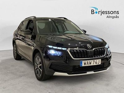 Svart Begagnad 2023 Skoda Kamiq SUV | 249 900 kr (Marknadspris)