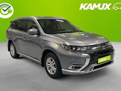 Silver/grå Begagnad 2020 Mitsubishi Outlander P-HEV Edition SUV | 234 800 kr (Bra pris)