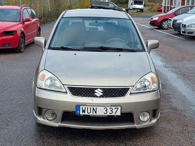 Suzuki Liana