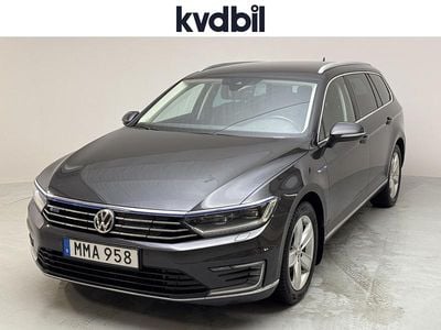 Grå Begagnad 2018 VW Passat GTE Kombi | 184 000 kr (Marknadspris)
