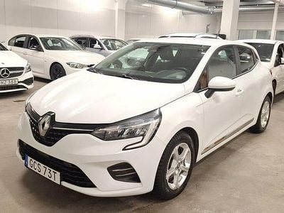 Vit Begagnad 2023 Renault Clio V Zen | 145 000 kr