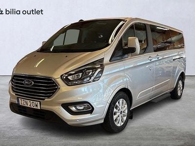 Begagnad Ford Tourneo 185 HK (136 kW) 2022 Grå Minibuss