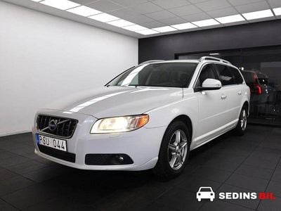 Vit Begagnad 2010 Volvo V70 Summum Kombi | 99 900 kr (Marknadspris)