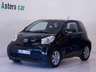 begagnad Toyota iQ 1.0 VVT-i Ny Besikt Årsskatt 360:-kr 9000 Mil 68hk