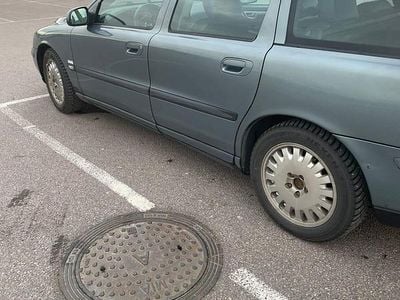 Begagnad 2001 Volvo V70 Kombi | 22 000 kr (Lite dyr)