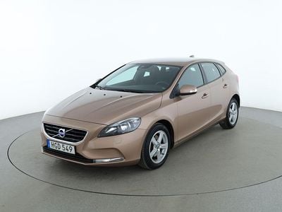 Brun Begagnad 2014 Volvo V40 Kinetic Halvkombi | 148 000 kr (Bra pris)