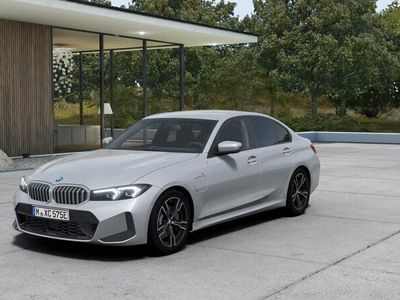 BMW 330e