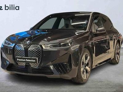 Grå Begagnad 2023 BMW iX SUV | 514 900 kr (Marknadspris)